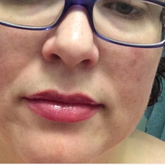 X SOLD X NIB Mary Kay Beach Bronze Lip Gloss - Picture 6 of 6